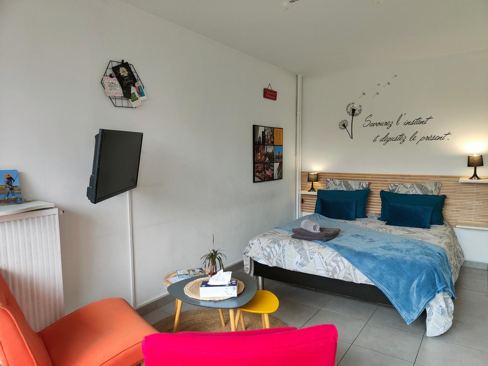Le Garden Central Studio Dinan Exterior foto